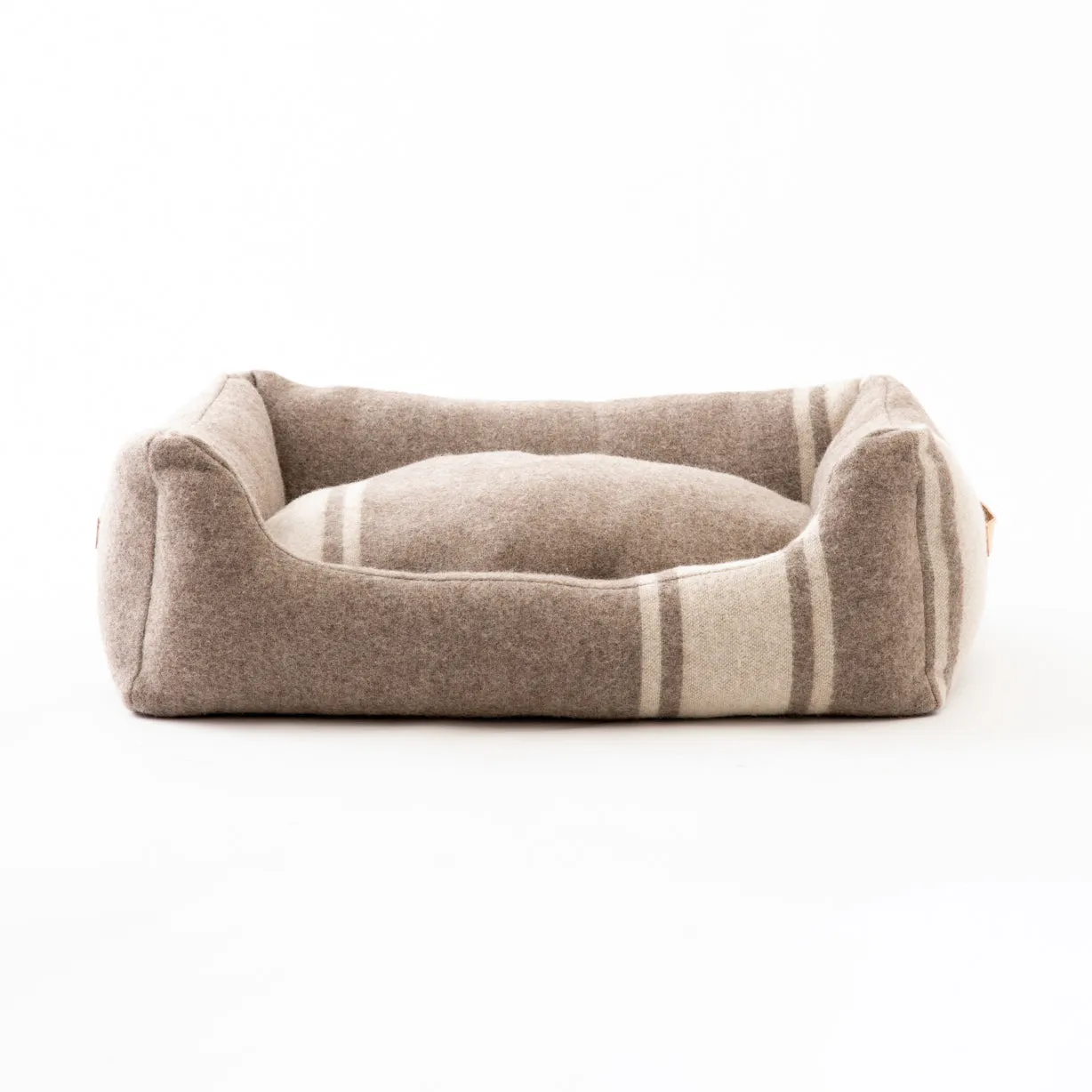 Henri Recycled Wool Dog Bed
