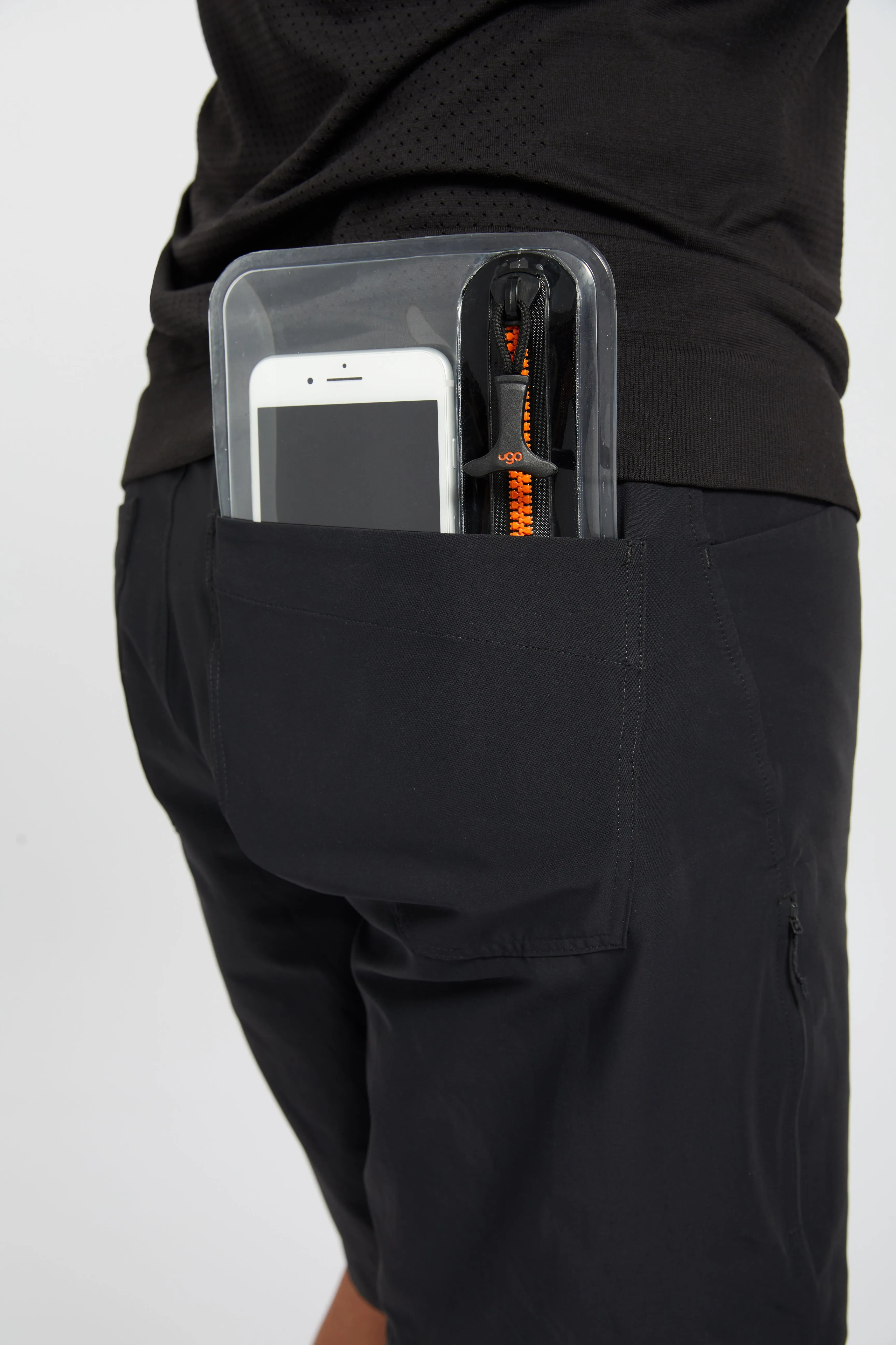 ugo® SLIM Black Geo Collection