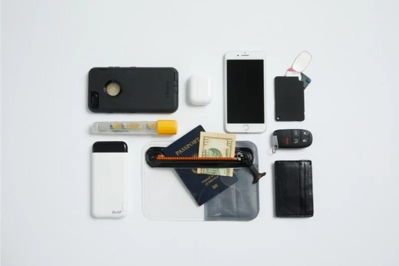 ugo® SLIM Black Geo Collection